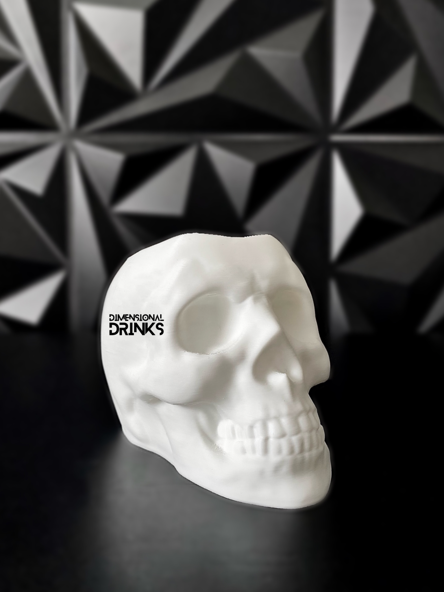 3D file Simple Modern Tumbler 40 oz Topper - Skulls and Bones 🎃・3D print  design to download・Cults